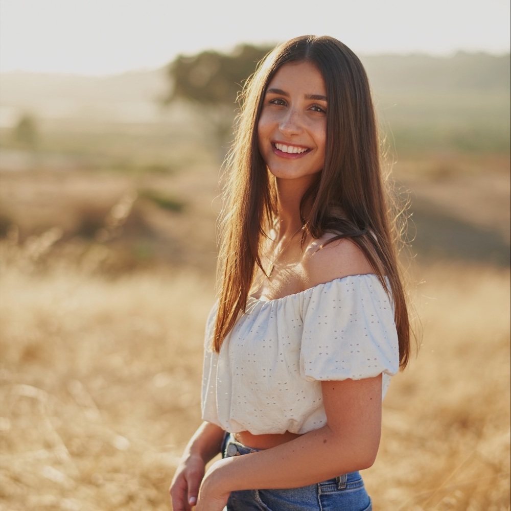 Meet your Posher, Madeline